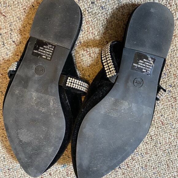 Torrid Black Velvet Rhinestone Pointed Toe SlipOn Flats Shoes Women 9WW Goth - Picture 4 of 5